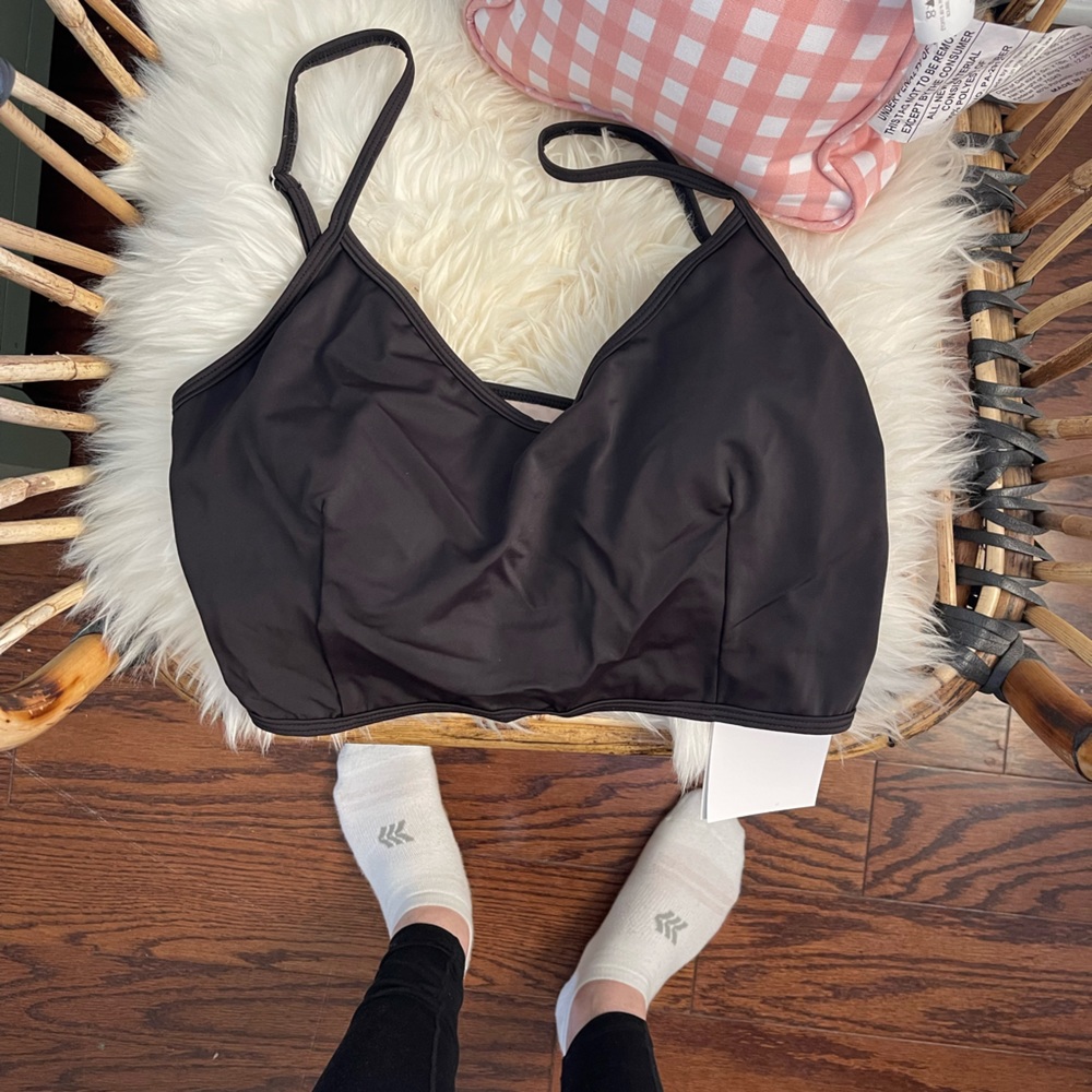 Kortni Jeane Black V’D crop